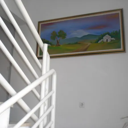 Panorama Apartment *